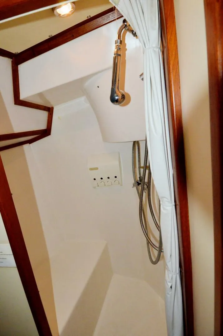 Slide: The Image of Nordic 44 1983 - 5980474