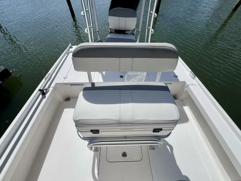 Slide: The Image of Mako 21 LTS 2021 - 5970945