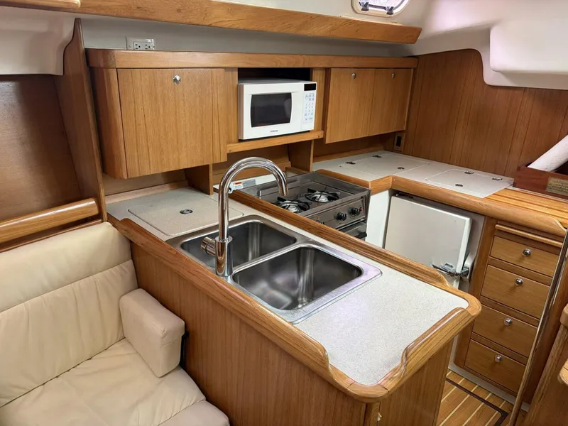 Slide: The Image of Catalina 350 2004 - 5970887