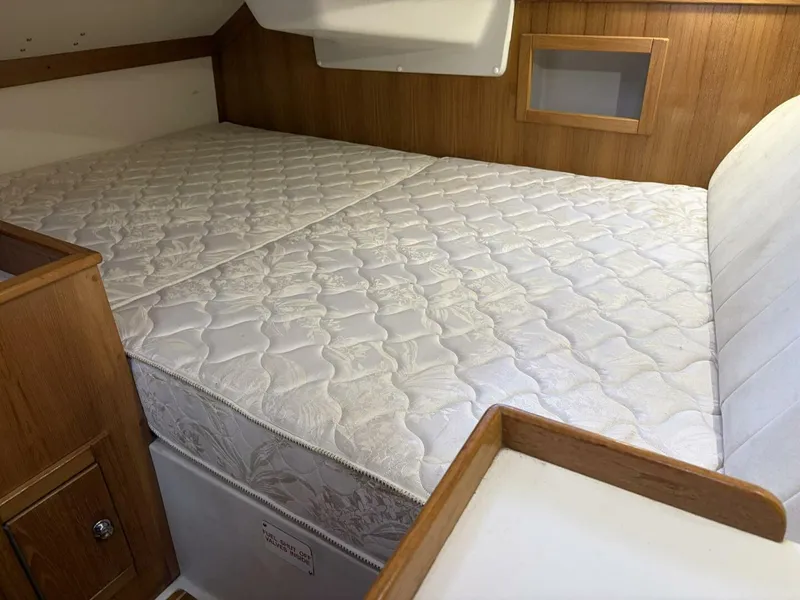 Slide: The Image of Catalina 36 MkII 2004 - 5970899