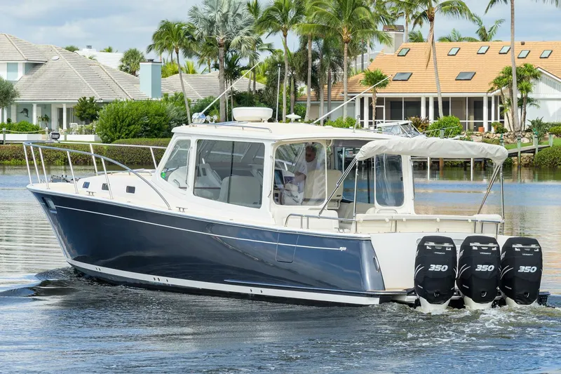 Slide: The Image of MJM 43 Scout - Exterior Profile 2019 MJM 43 43z Scout - 5978616