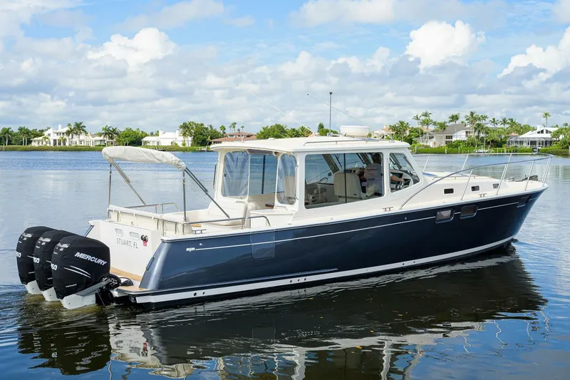 Slide: The Image of MJM 43 Scout - Exterior Profile 2019 MJM 43 43z Scout - 5978617