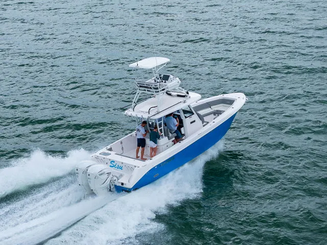 Slide: The Image of Everglades 335 Center Console 2022 - 53
