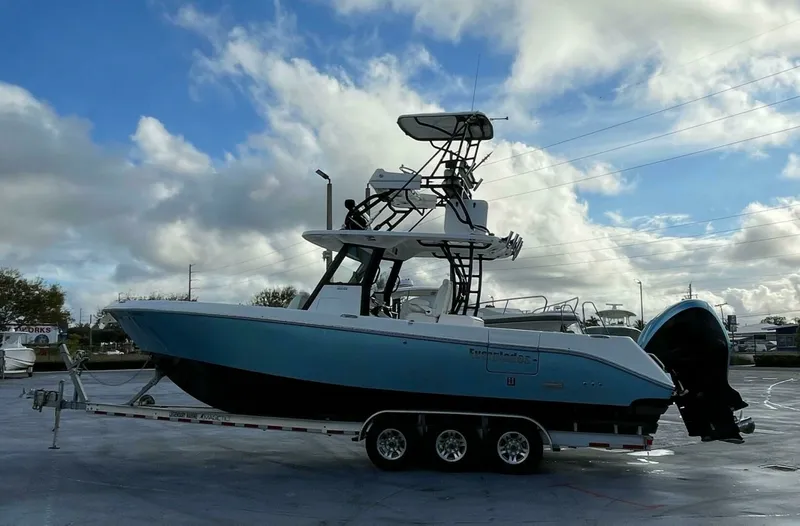 Slide: The Image of Everglades 335 Center Console - 2022 Everglades 335 Center Console - 7654516