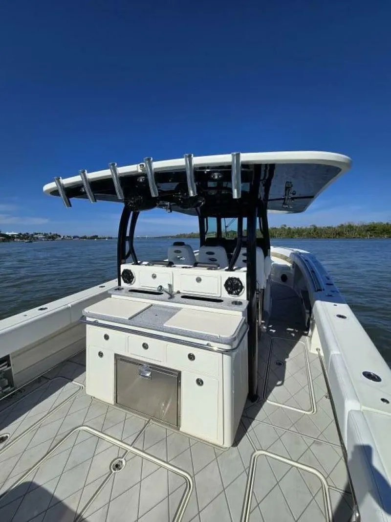 Slide: The Image of HCB 42 Siesta 2018 - 5971046