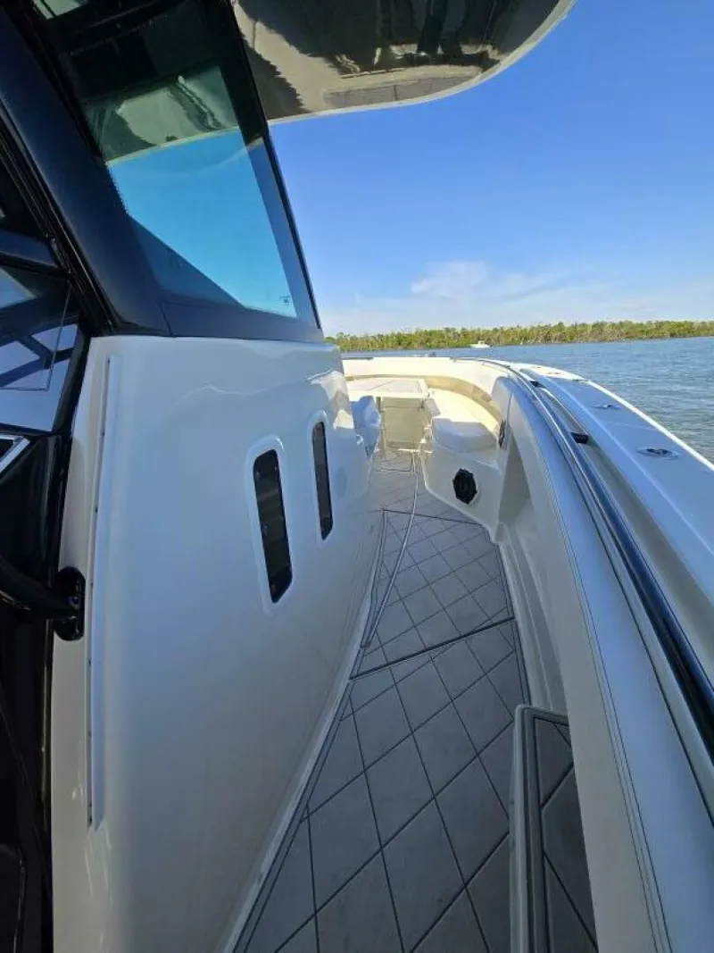 Slide: The Image of HCB 42 Siesta 2018 - 5971039