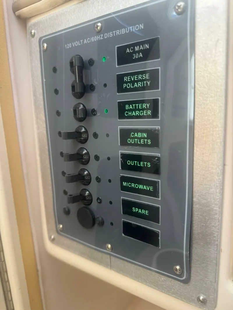 Slide: The Image of Grady-White 265 2001 - 5971436