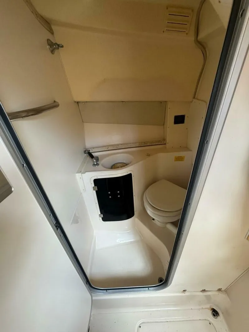 Slide: The Image of Grady-White 265 2001 - 5971433