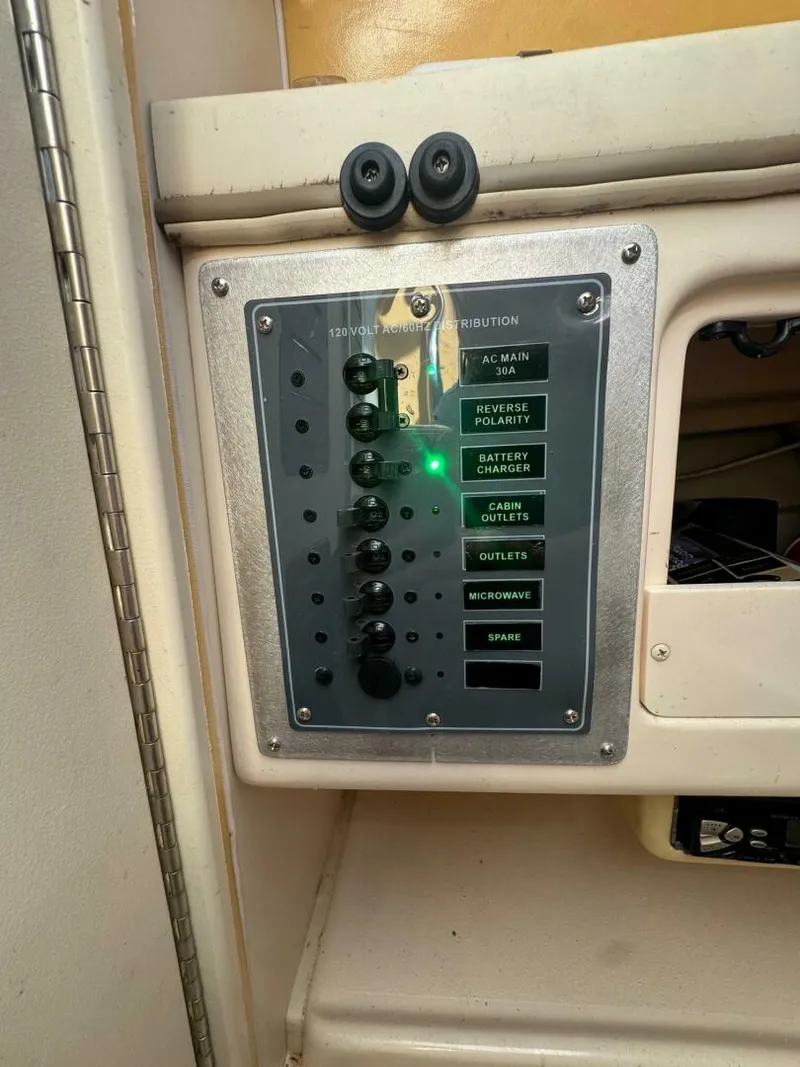 Slide: The Image of Grady-White 265 2001 - 5971434