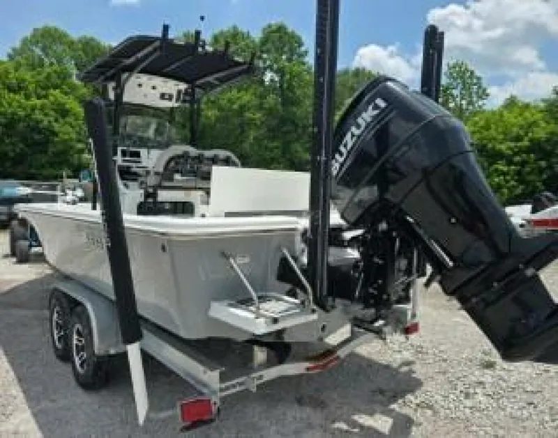 Slide: The Image of Sea Pro 248 Bay 2023 - 5971422