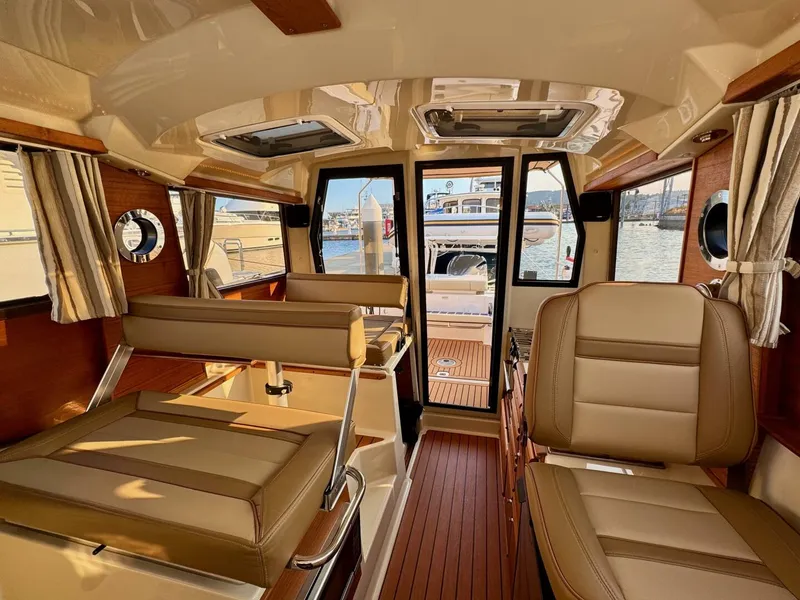 Slide: The Image of Ranger Tug 27 2024 - 5971567