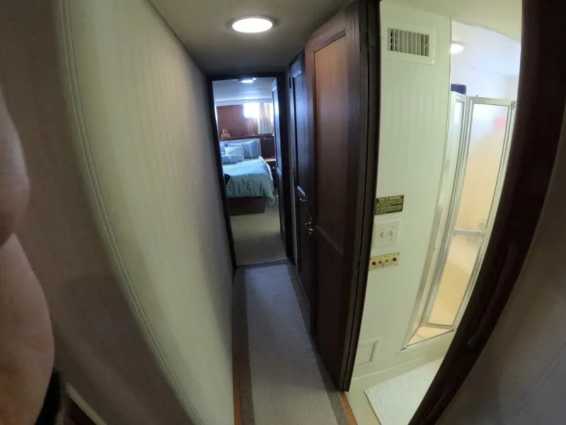 Slide: The Image of Hatteras 54MY 1987 - 5971535