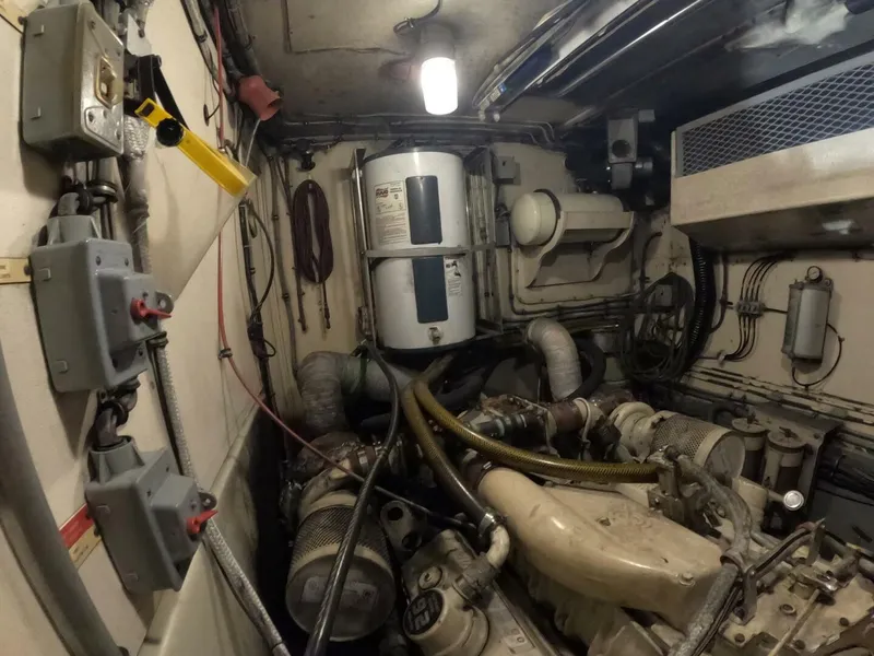 Slide: The Image of Hatteras 54MY 1987 - 5971591