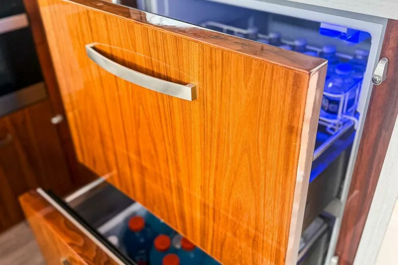 Slide: The Image of Riviera 5400 Sport Yacht Platinum Edition 2021 - 5971629