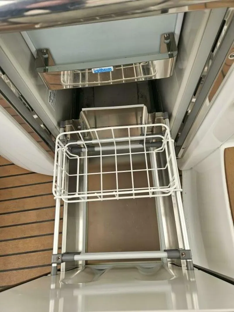 Slide: The Image of Formula 34 PC 2010 - 5996442