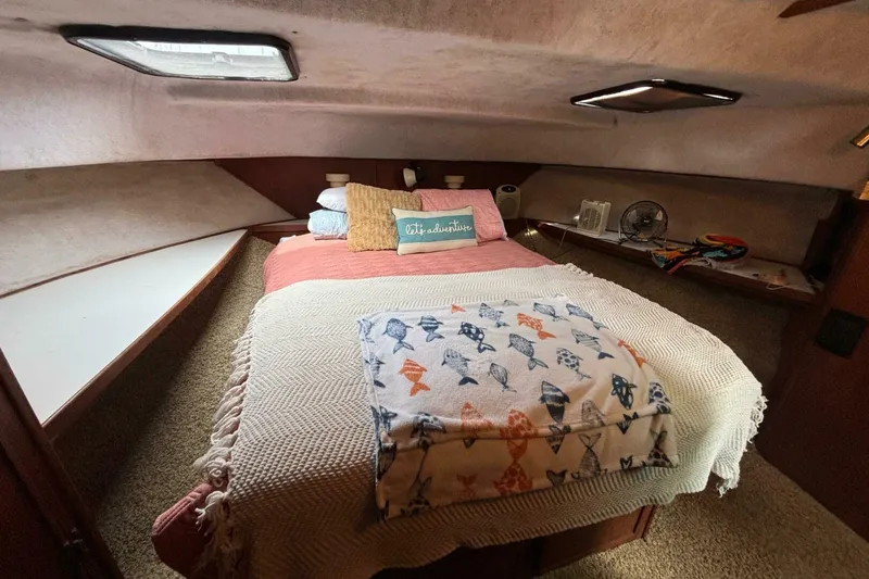 Slide: The Image of Harbor Master 52 Coastal Cruiser 1994 - 5971897