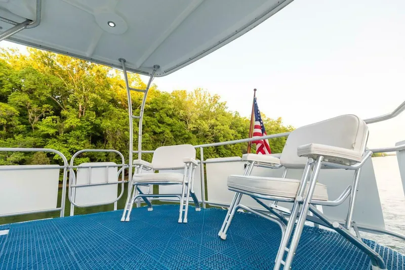 Slide: The Image of Mainship 37 Motor Yacht 1996 - 5971930