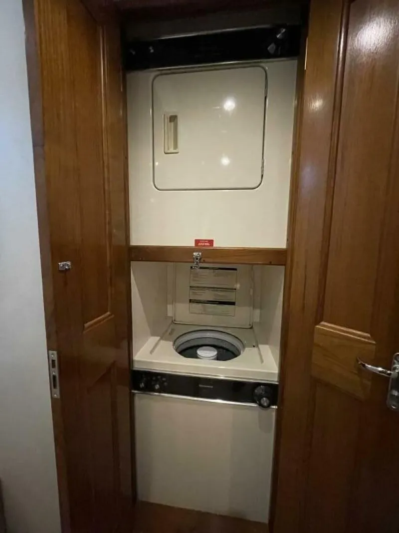 Slide: The Image of Washer Dryer - 5972978