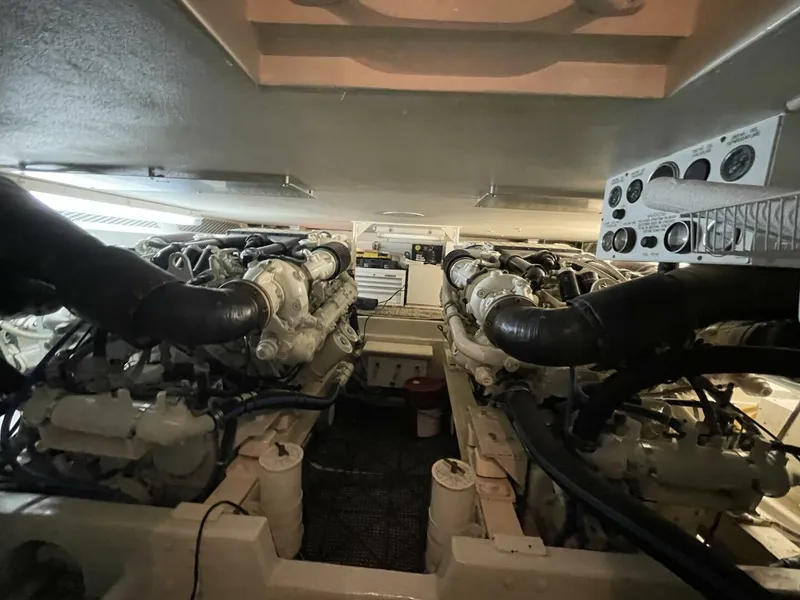 Slide: The Image of Twin MAN Diesels - 5972985