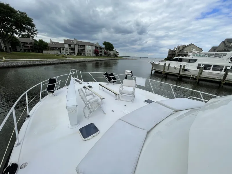 Slide: The Image of Bow with Davit - 7368175