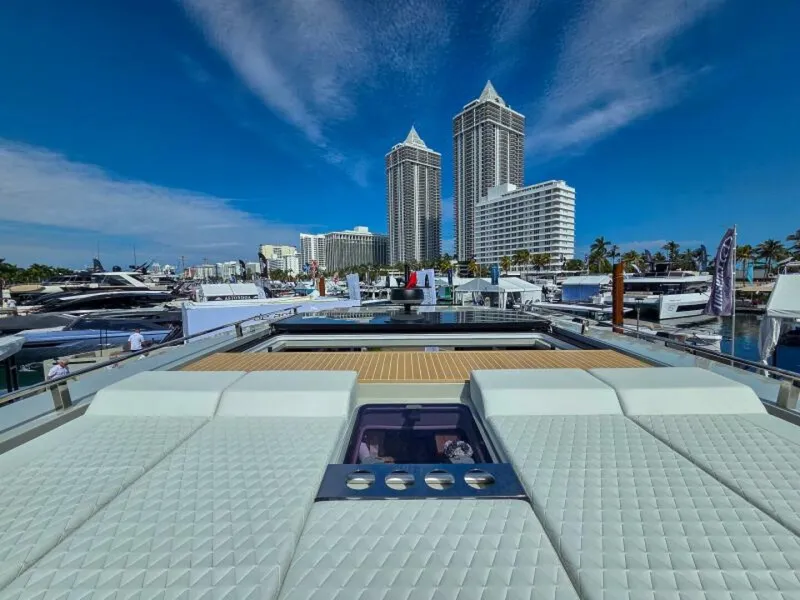 Slide: The Image of De Antonio Yachts D60 2026 - 5972043