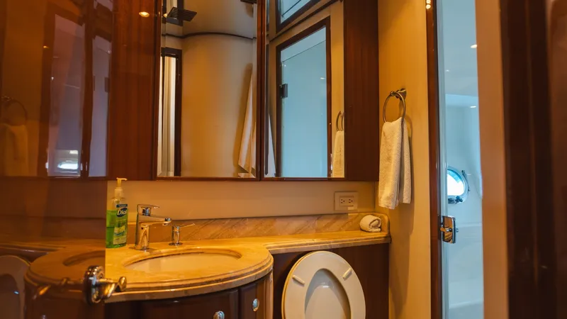 Slide: The Image of McKinna 69 Skylounge 2012 - 6421097