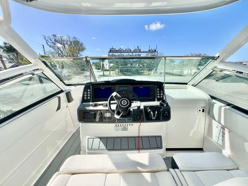 Slide: The Image of Chaparral 300 OSX 2023 - 5972476