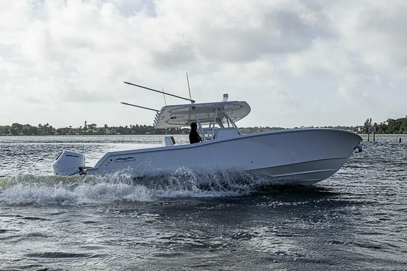 Slide: The Image of Invincible 33 Open Fisherman 2023 - 5972519