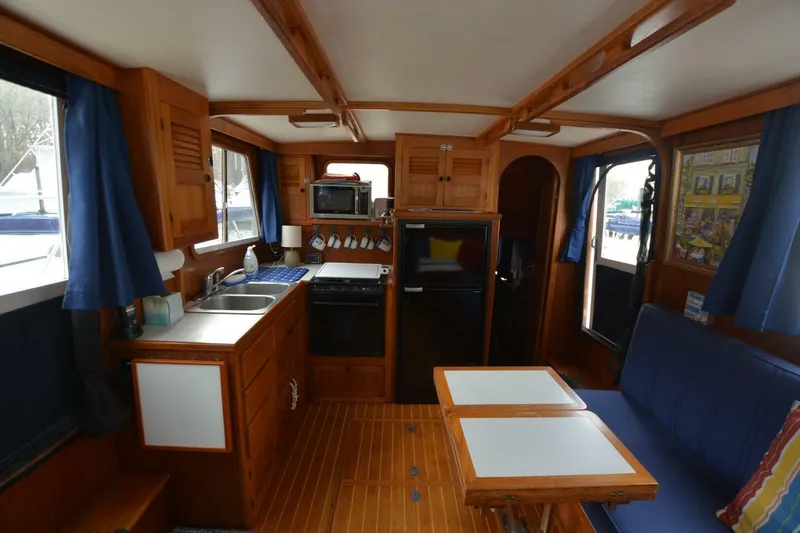 Slide: The Image of Monk 36 Double Cabin 1998 - 5974699