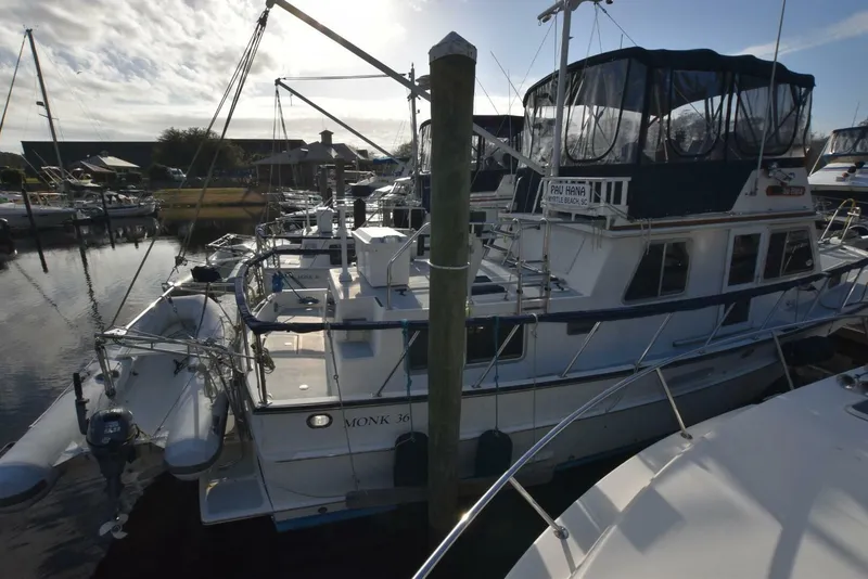 Slide: The Image of Monk 36 Double Cabin 1998 - 5974692