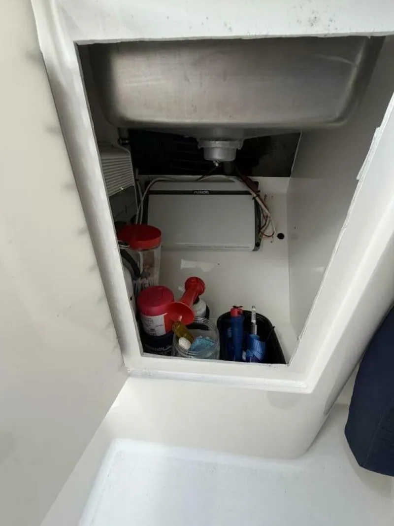 Slide: The Image of Intrepid 310 2003 - 5972912