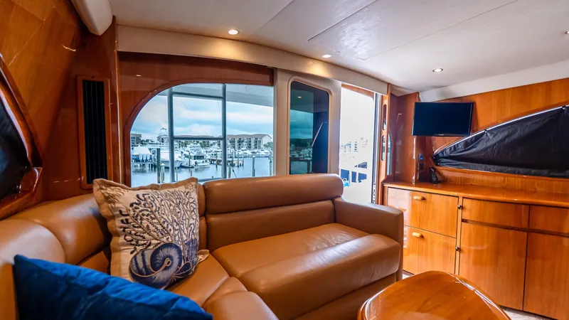 Slide: The Image of Viking 62 Enclosed Bridge 2017 - 6016984