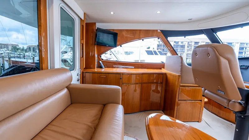 Slide: The Image of Viking 62 Enclosed Bridge 2017 - 6016986