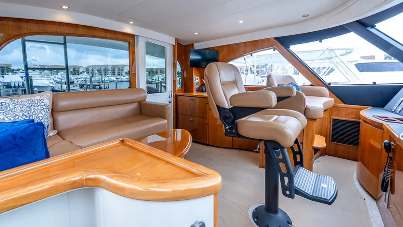 Slide: The Image of Viking 62 Enclosed Bridge 2017 - 6016995