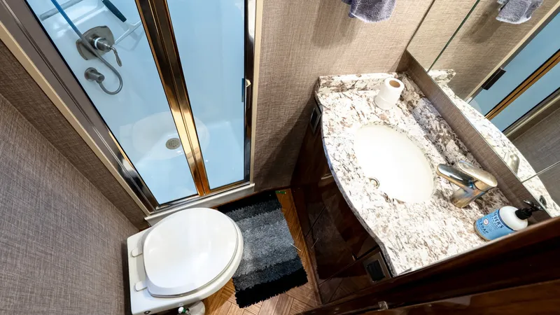 Slide: The Image of Viking 62 Enclosed Bridge 2017 - 6017007