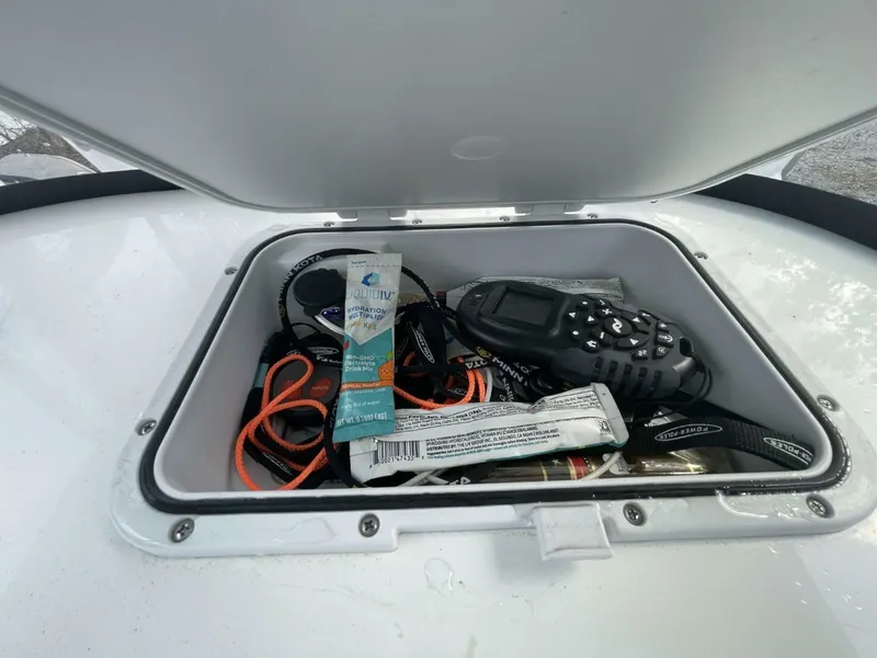 Slide: The Image of Sea Pro 248 DLX 2023 - 5973078