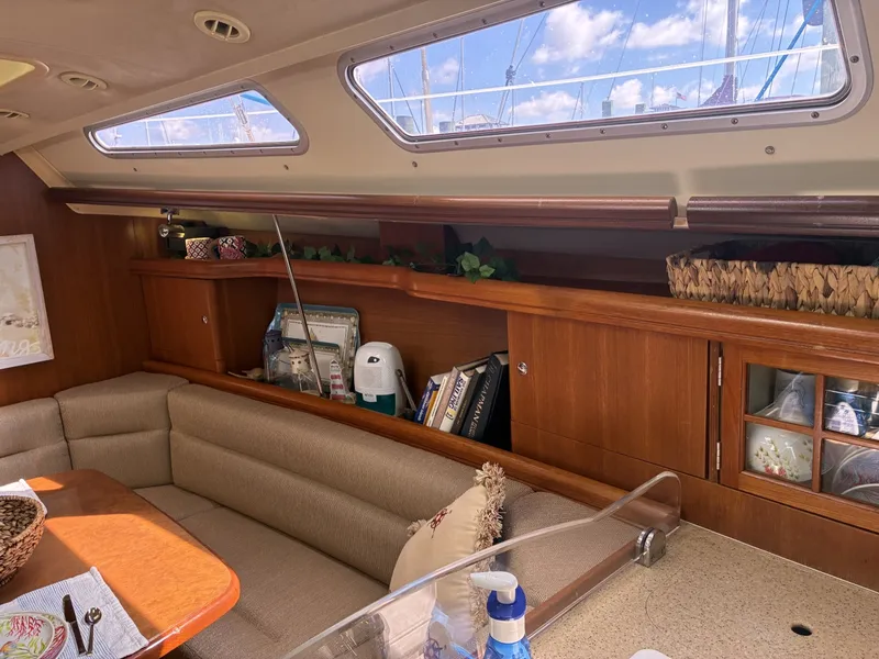 Slide: The Image of Hunter 38 2008 - 6005626