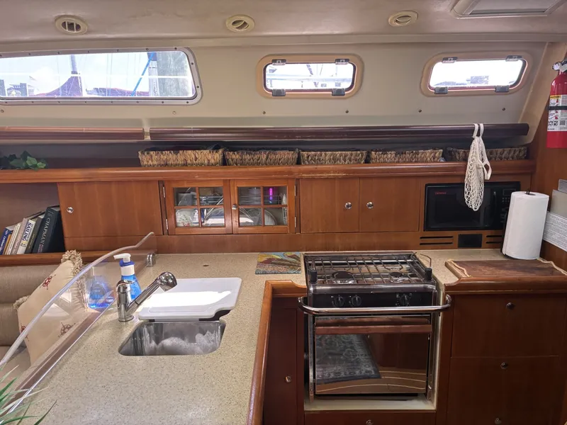 Slide: The Image of Hunter 38 2008 - 6005601