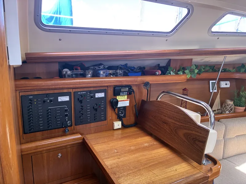 Slide: The Image of Hunter 38 2008 - 6005599