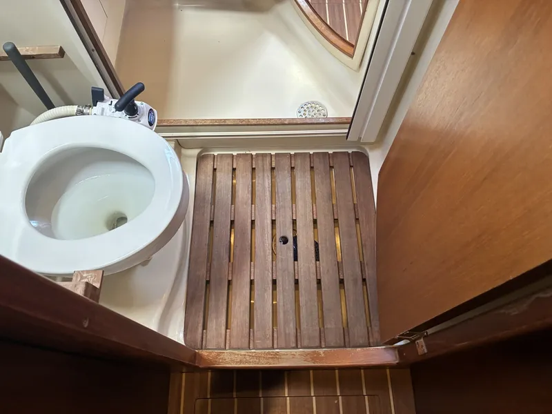 Slide: The Image of Hunter 38 2008 - 6005605