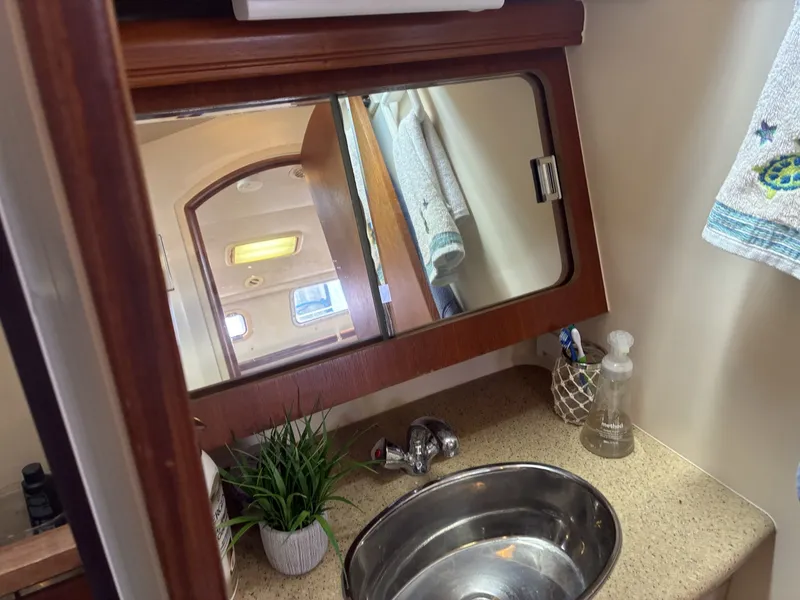 Slide: The Image of Hunter 38 2008 - 6005607