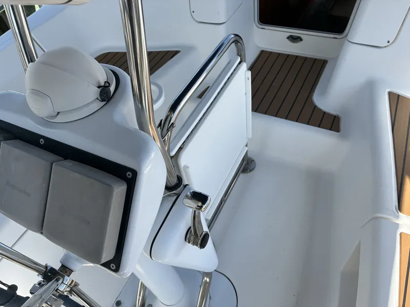 Slide: The Image of Hunter 38 2008 - 6005678