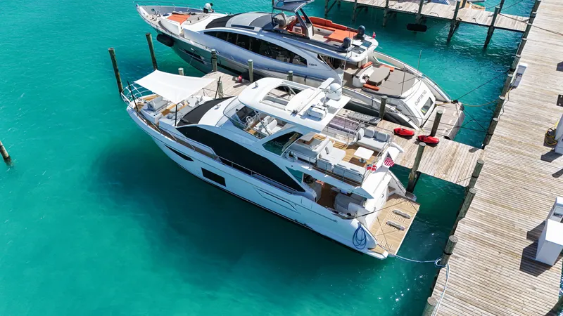 Slide: The Image of Azimut AZIMUT 60 FLY 2023 - 5973440