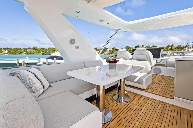 Slide: The Image of Azimut AZIMUT 60 FLY 2023 - 5973439