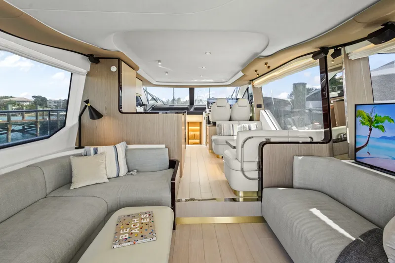 Slide: The Image of Azimut AZIMUT 60 FLY 2023 - 5973475