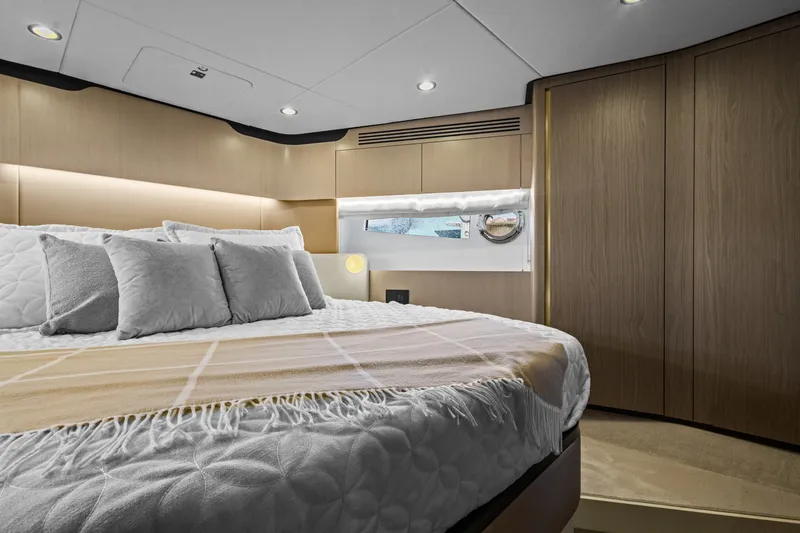 Slide: The Image of Azimut AZIMUT 60 FLY 2023 - 5973467