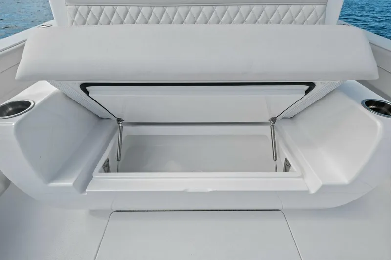 Slide: The Image of Valhalla Boatworks V 37 (60) - 5974801