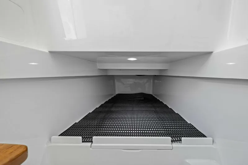 Slide: The Image of Valhalla Boatworks V 37 (72) - 5974813