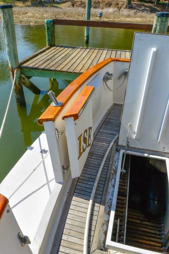 Slide: The Image of 50' Foot Ocean Alexander transom door - 5983451