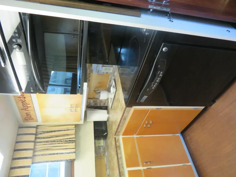 Slide: The Image of Hatteras 58 Motor Yacht 1986 - 5974934